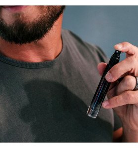 Rencontrez votre nouveau match grâce à notre parfum audacieux et sophistiqué Diamond Black !
