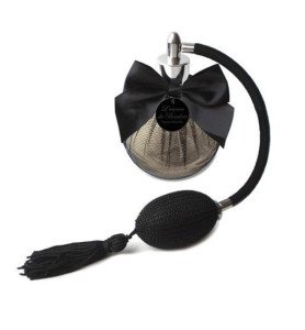 Découvrez un univers où l'élégance et le charme sont à leurs apogées avec notre parfum d'intérieur aphrodisiaque.