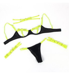 String coquin : L'essentiel pour une silhouette ultra-sexy.