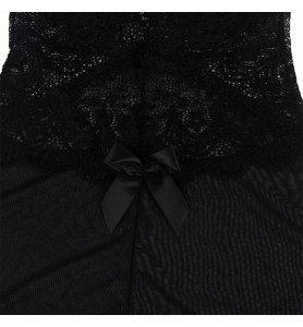 Baby doll sexy en tulle et dentelle, parfaite pour sublimer votre silhouette et votre poitrine.